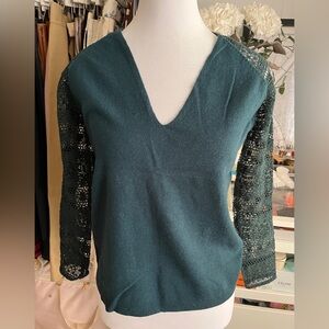Sezane Pull Valentin V-Neck Sweater with Crochet Lace Sleeves Size XS